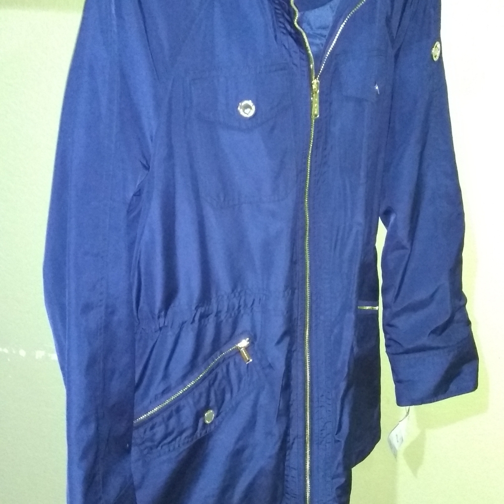 Michael Kors
Missy Drawstring Waist Hooded Anorak